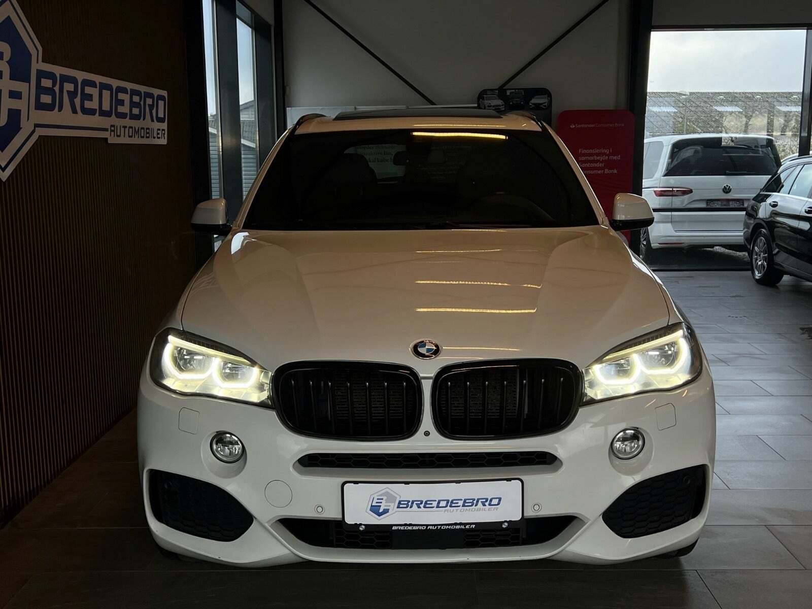 Hvid BMW X5 fra 2015