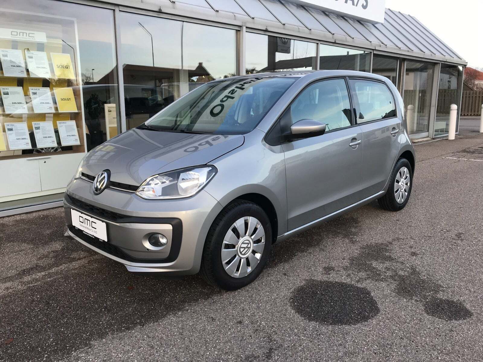 Grå VW UP! fra 2018