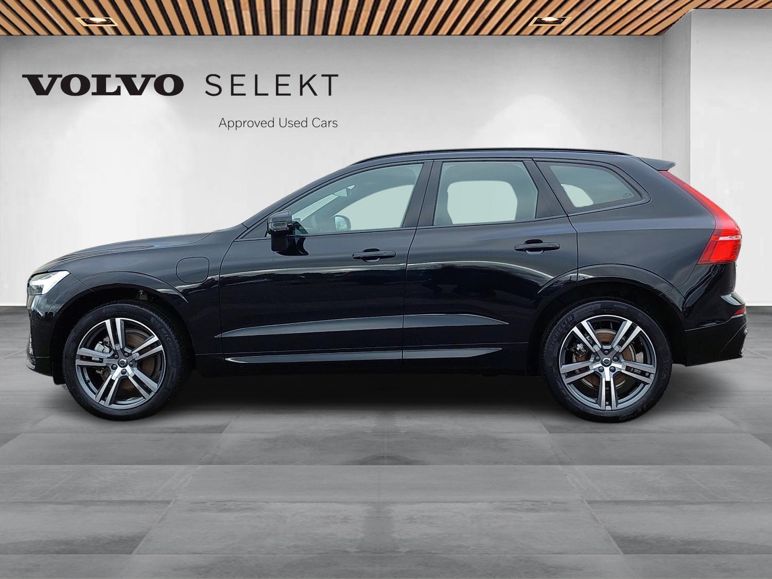 Sort Volvo XC60 fra 2023