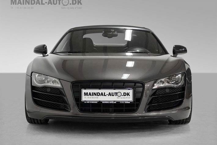 Sort Audi R8 fra 2011