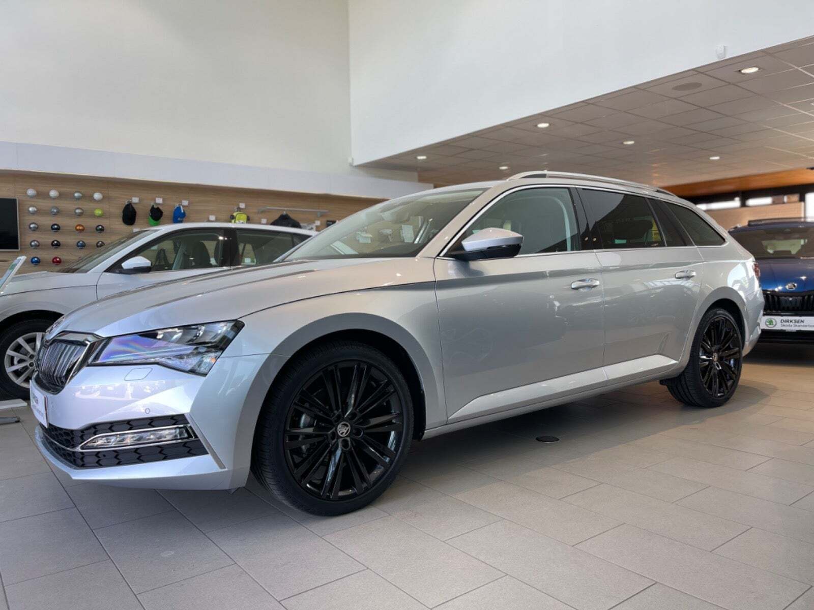 Sølv Skoda Superb fra 2022