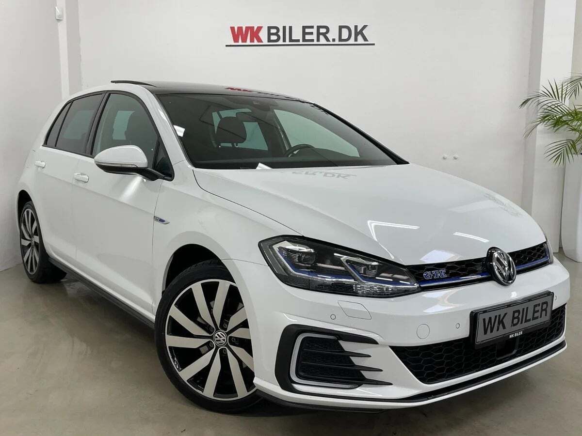 Hvid VW Golf VII fra 2018