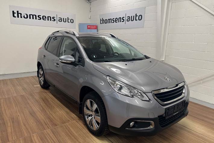 Grå Peugeot 2008 fra 2015