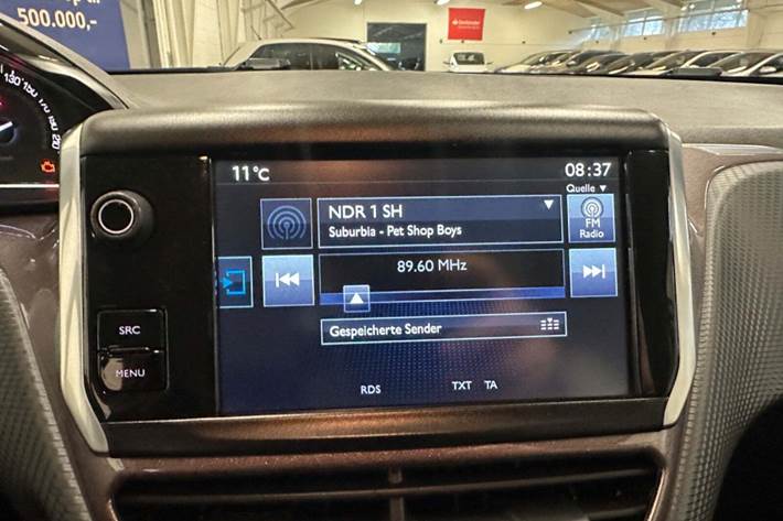 Grå Peugeot 2008 fra 2015