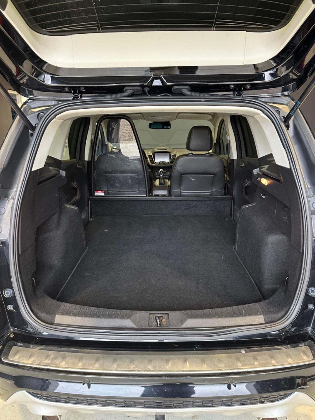 undefined Ford Kuga fra 2016