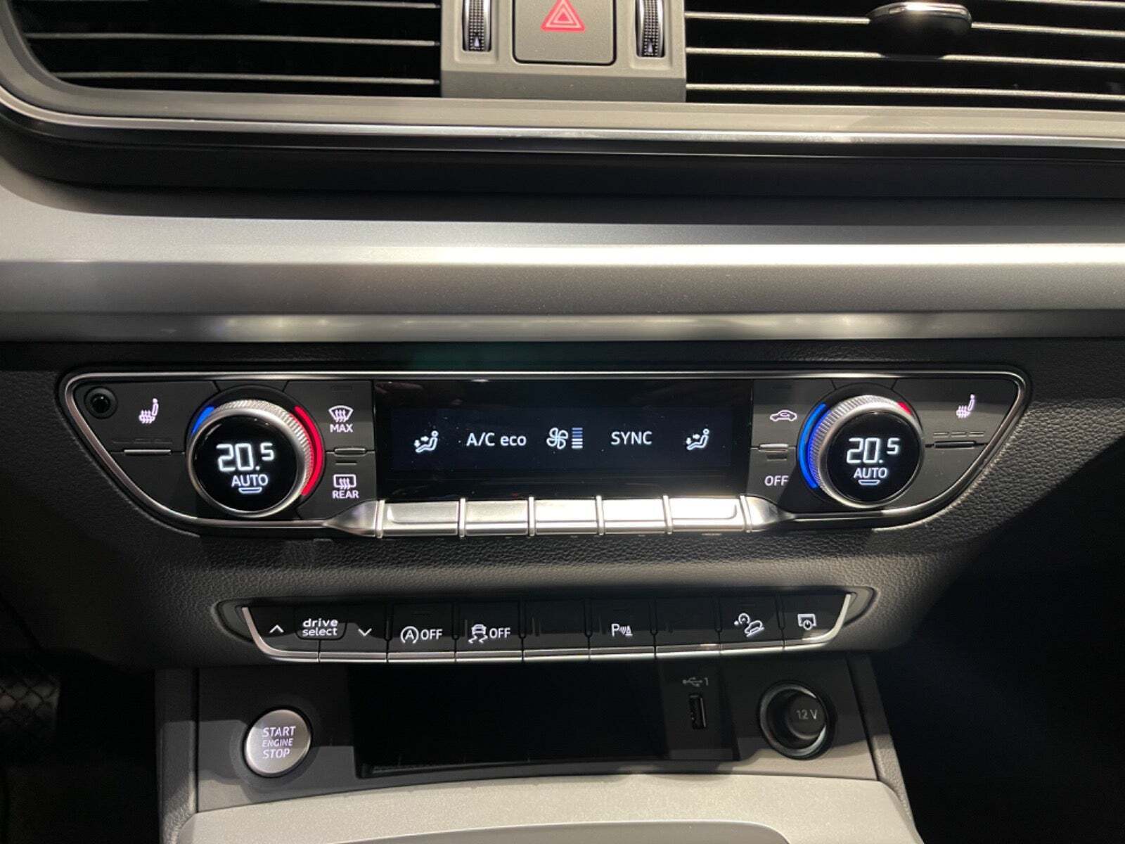 Sort Audi Q5 fra 2023