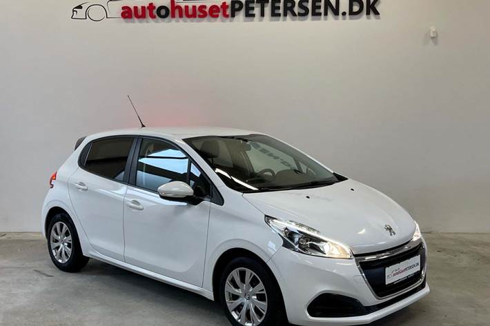 Hvid Peugeot 208 fra 2017