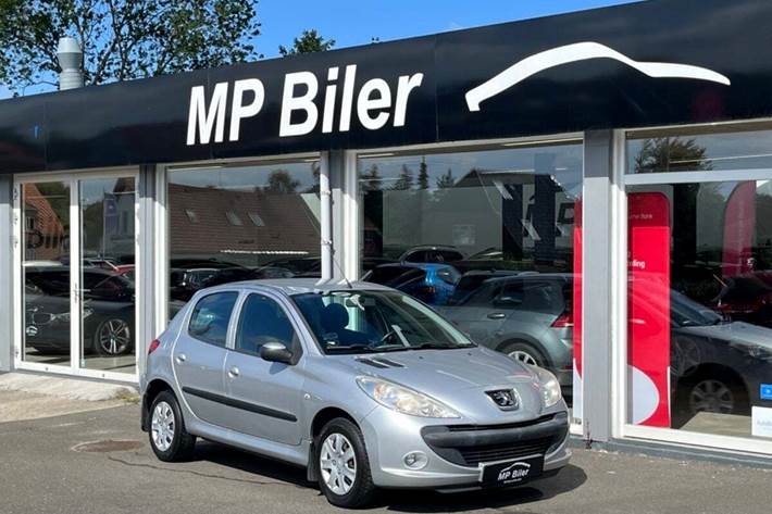 Grå Peugeot 206+ fra 2010