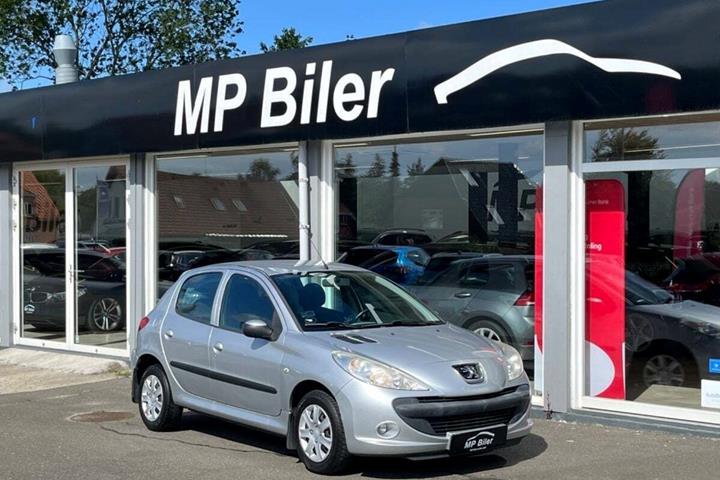 Grå Peugeot 206+ fra 2010