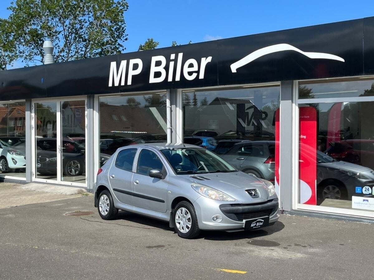 Grå Peugeot 206+ fra 2010