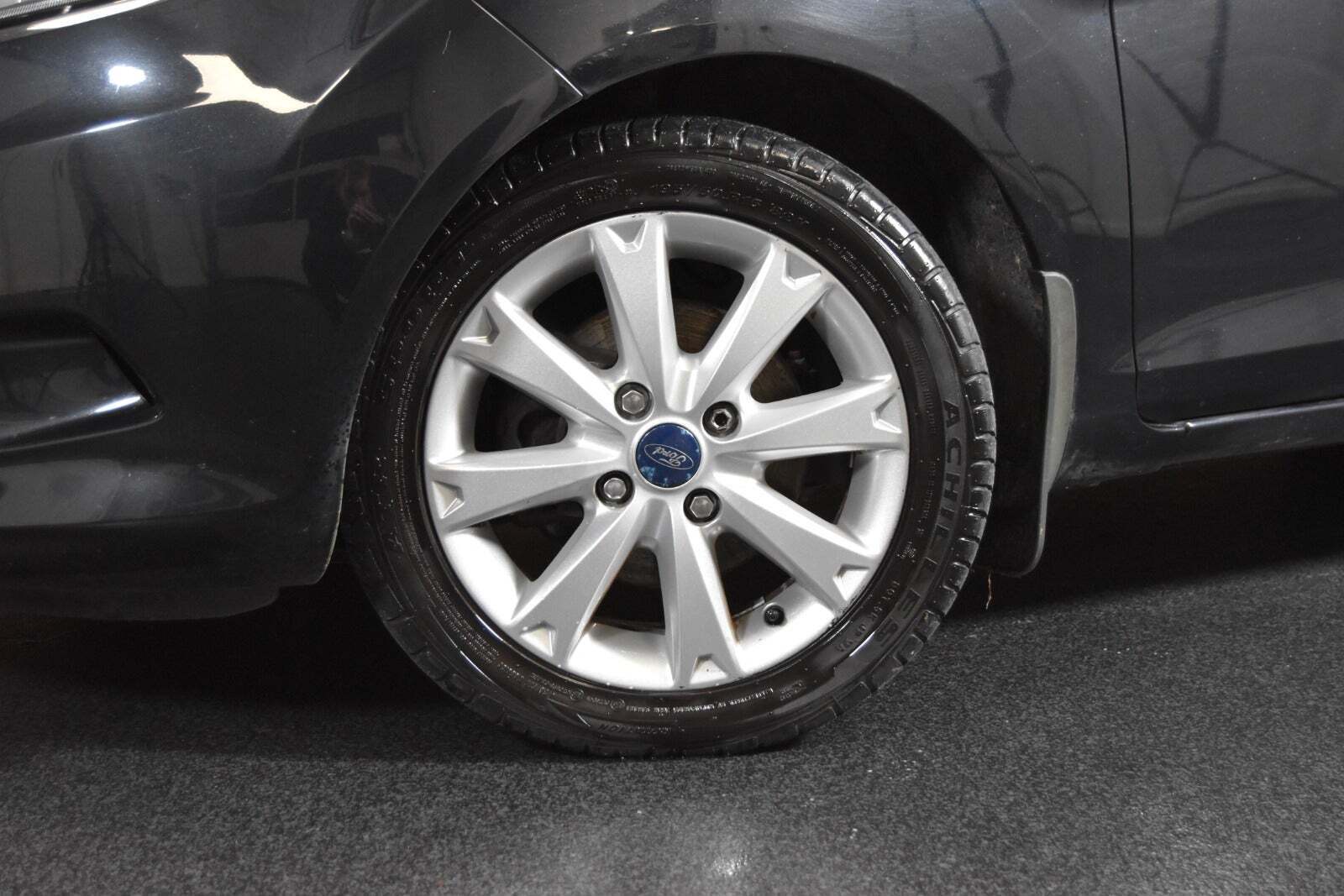 Sort Ford Fiesta fra 2010