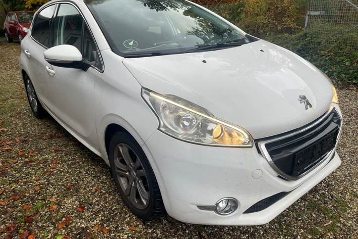 undefined Peugeot 208 fra 2015