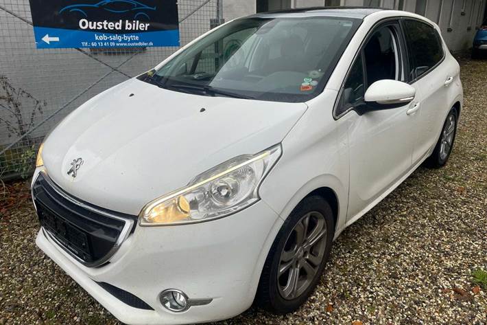undefined Peugeot 208 fra 2015