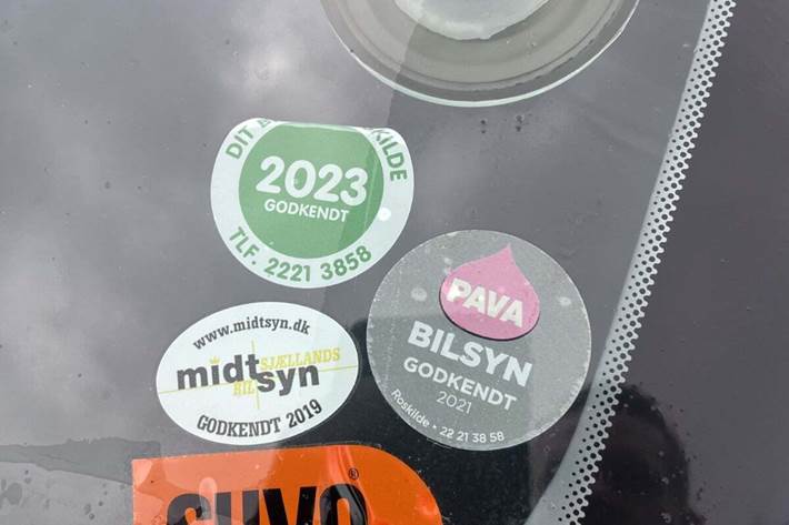 undefined Peugeot 208 fra 2015