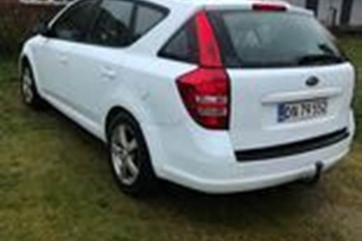 Hvid Kia Ceed fra 2008