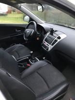 Hvid Kia Ceed fra 2008