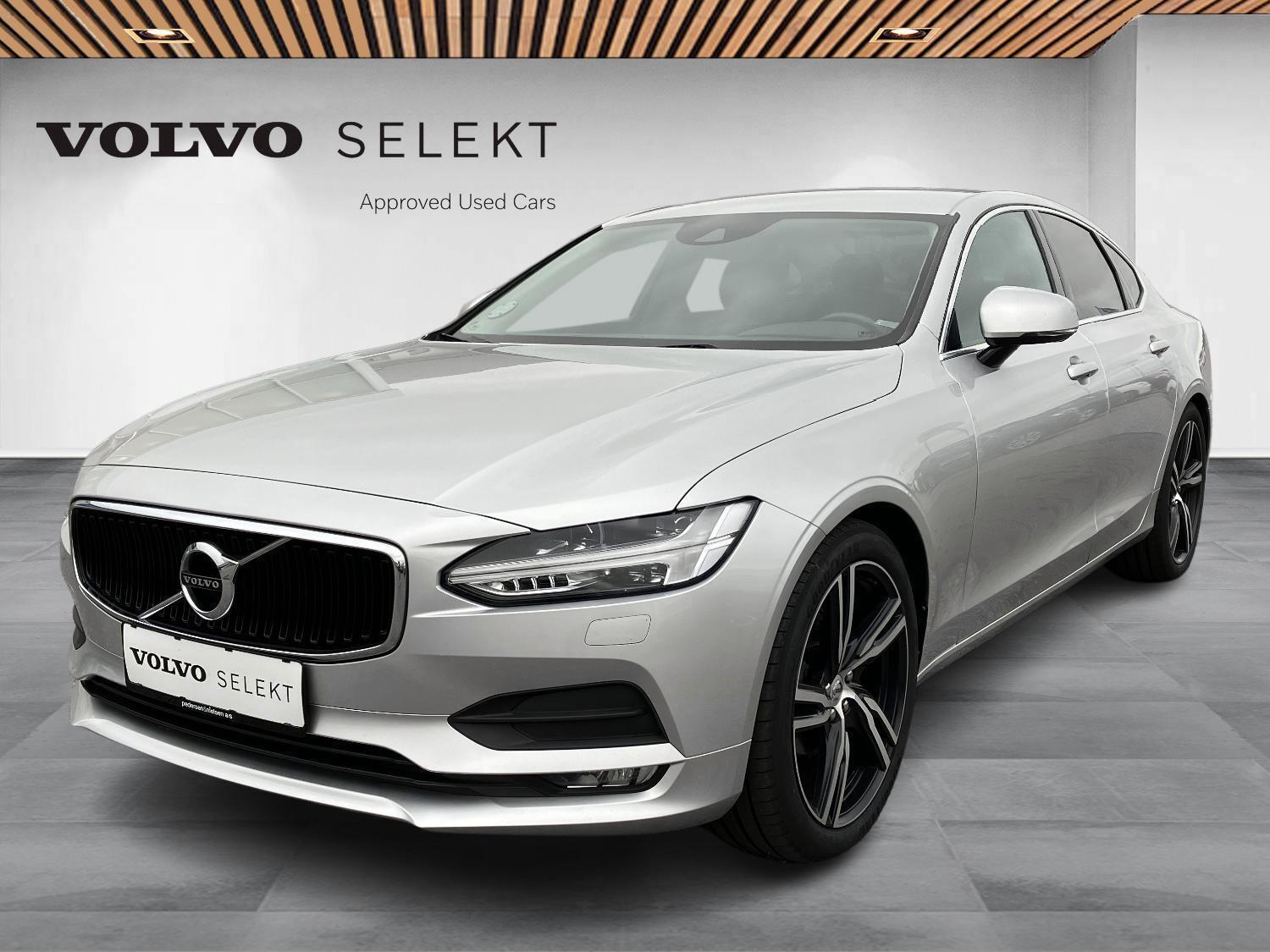 Grå Volvo S90 fra 2018
