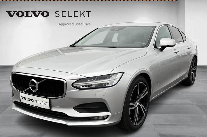 Grå Volvo S90 fra 2018
