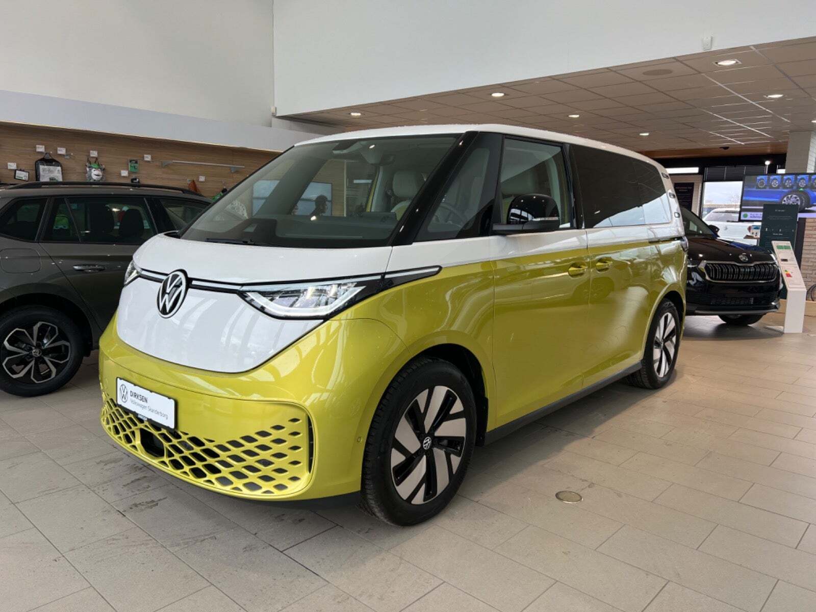 Hvid VW ID.Buzz fra 2023