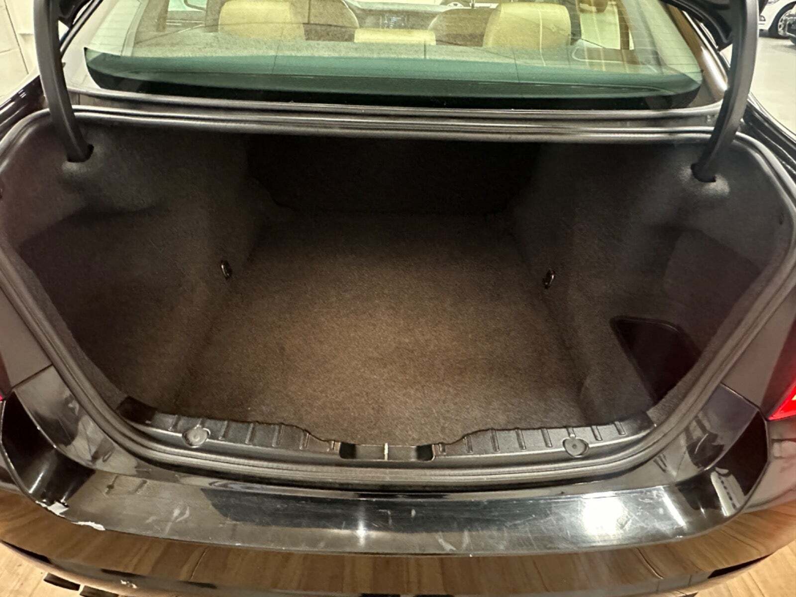 Sort BMW 520d fra 2011