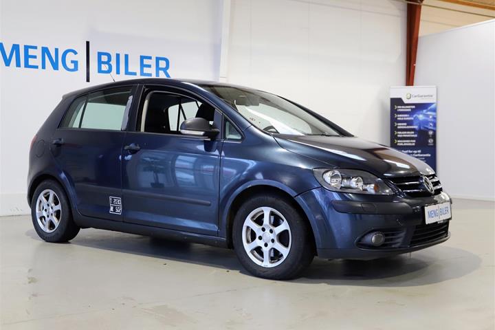 Blå VW Golf Plus fra 2009