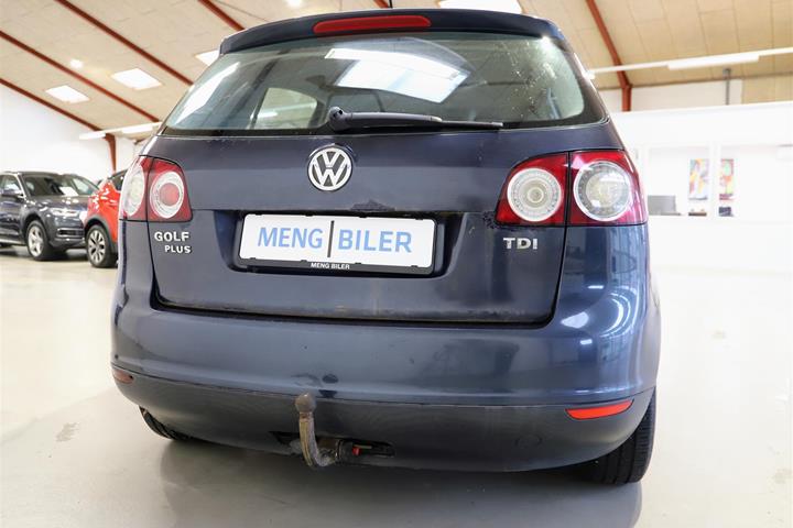 Blå VW Golf Plus fra 2009