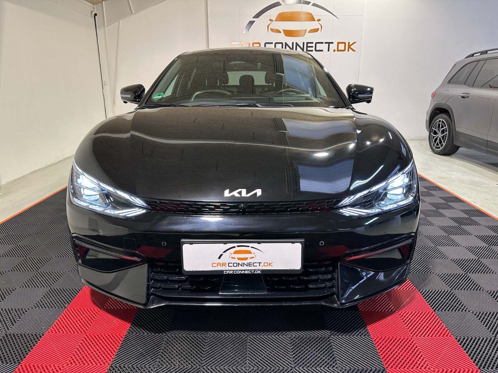 Grå Kia EV6 fra 2022