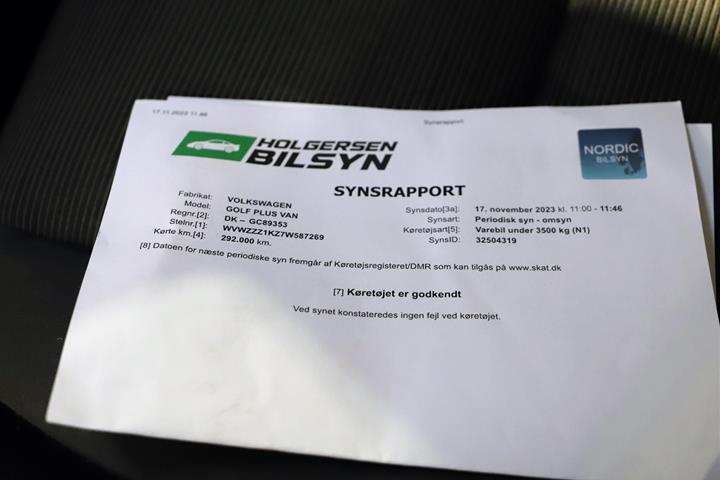 Blå VW Golf Plus fra 2009