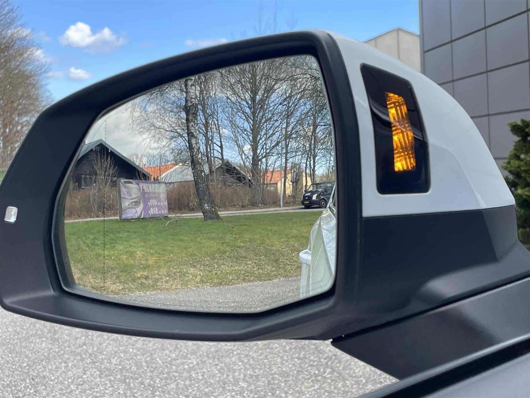 Hvid Audi Q7 fra 2016