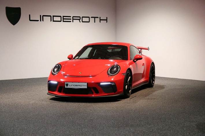 Rød Porsche 911 GT3 fra 2018 set udefra
