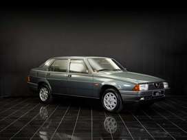 Alfa Romeo 75 1,6