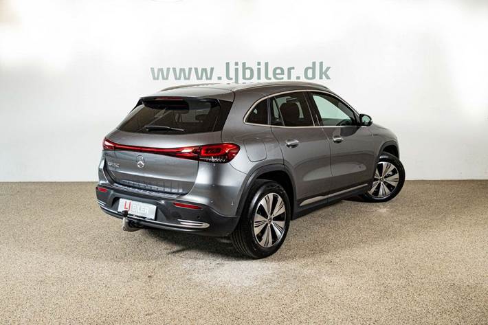 Grå Mercedes EQA250 fra 2023