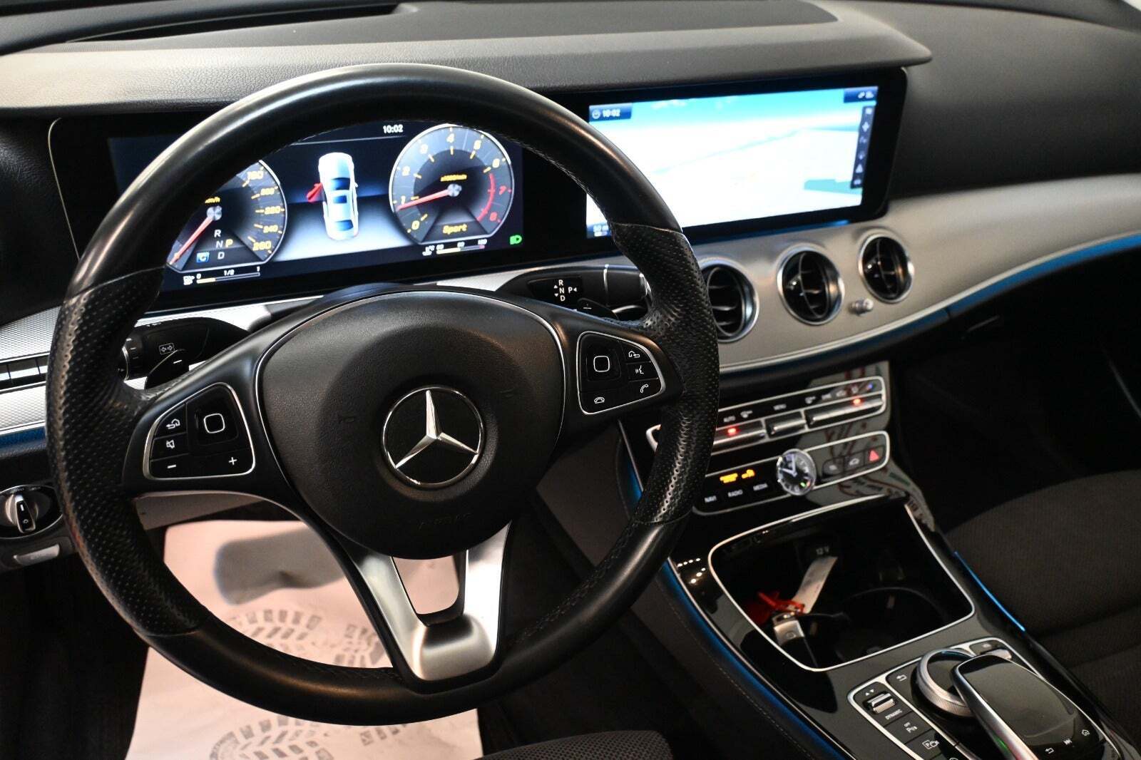 Mercedes E200