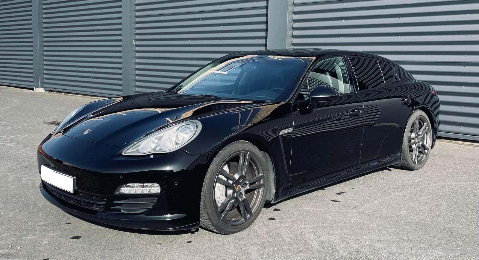 Porsche Panamera 4S