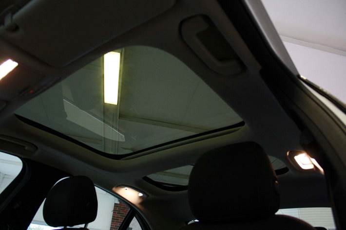 Sølv Mercedes E220 d fra 2017