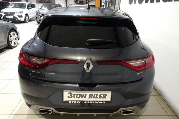 Grå Renault Megane IV fra 2017