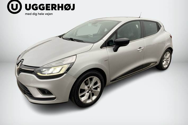 Sølv Renault Clio fra 2017