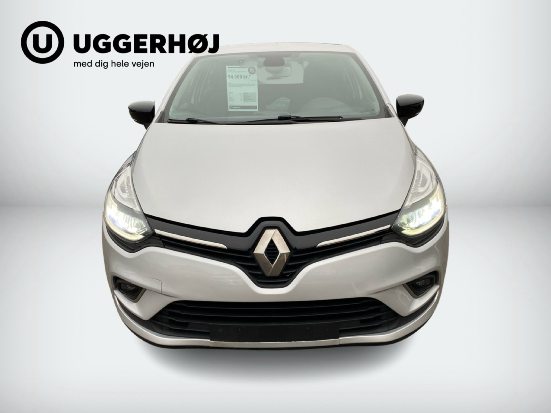 Sølv Renault Clio fra 2017