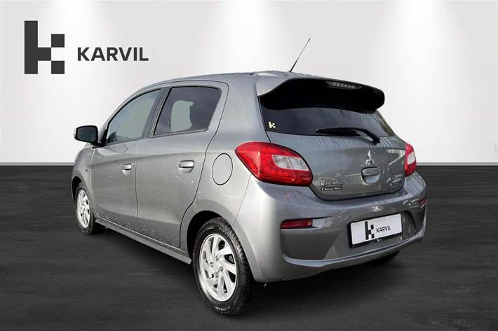 Grå Mitsubishi Space Star fra 2020