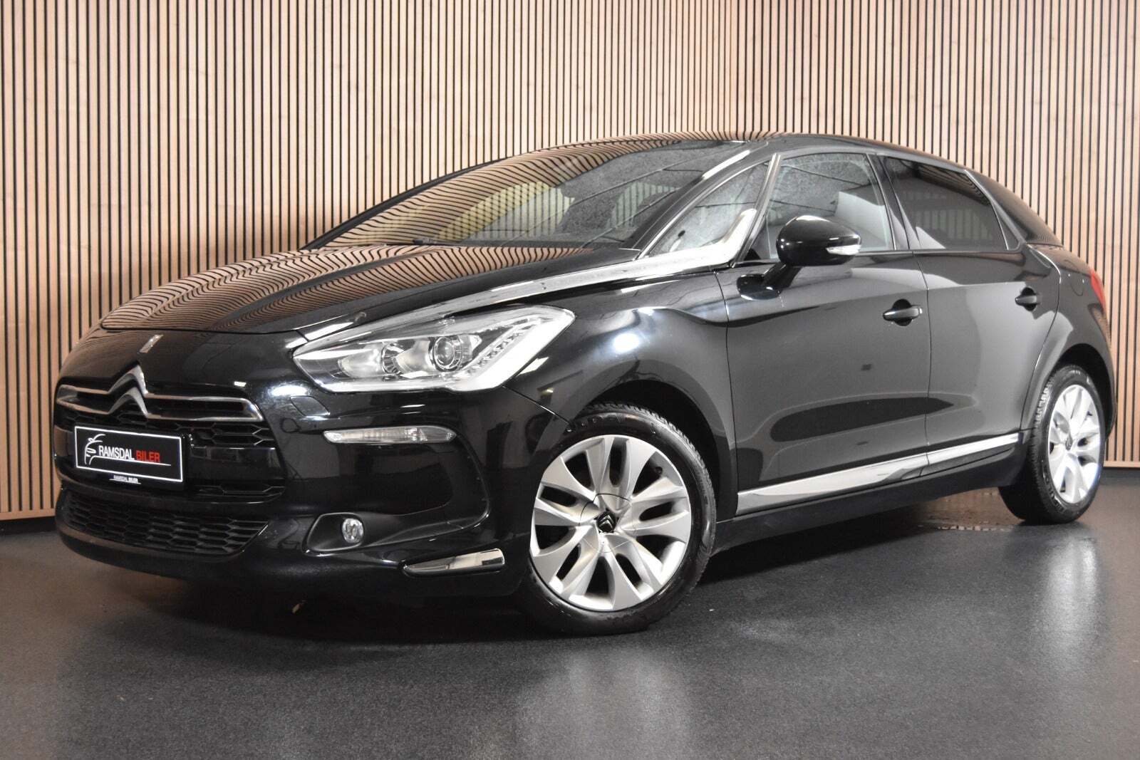 Sort Citroën DS5 fra 2014