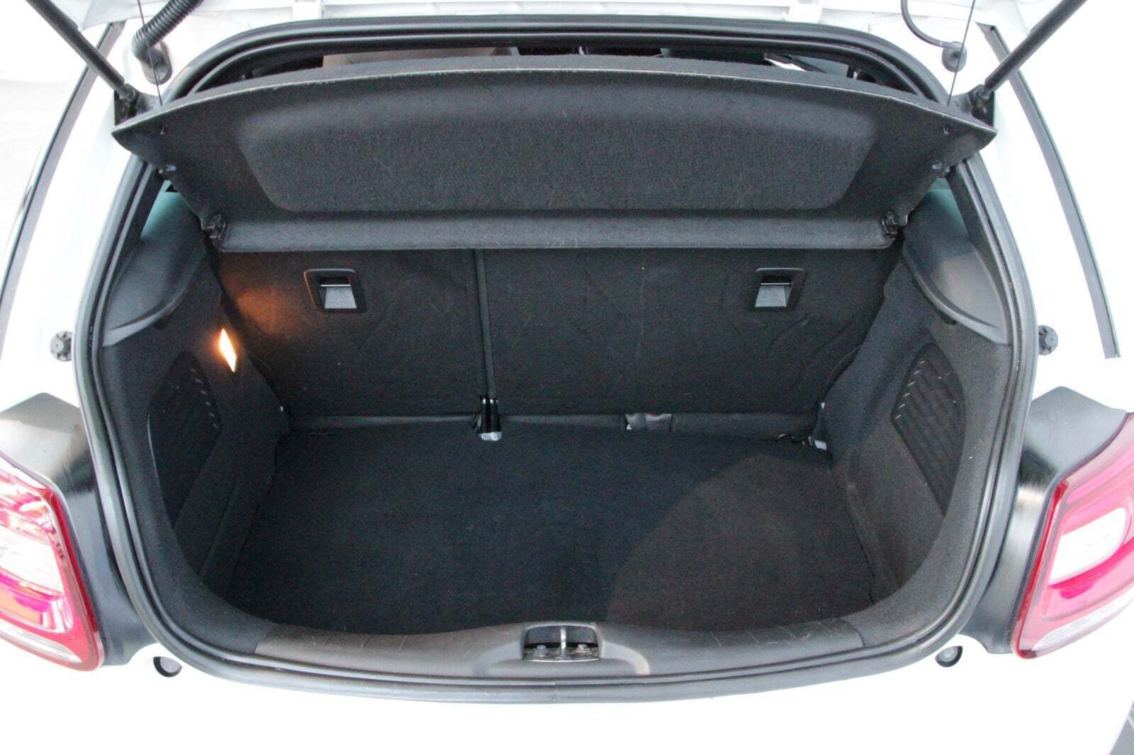 Hvid DS DS 3 fra 2015