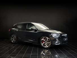 Audi Q8 e-tron 50 S-line quattro
