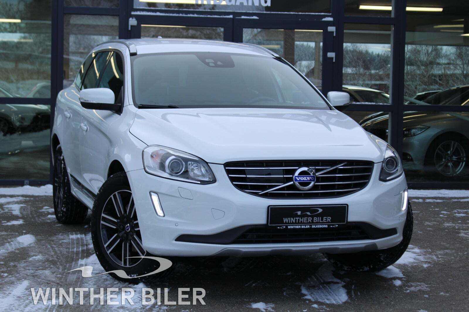 Hvid Volvo XC60 fra 2017