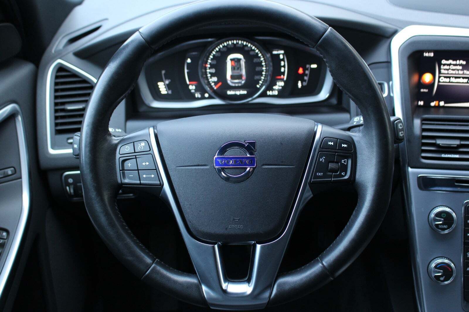 Hvid Volvo XC60 fra 2017