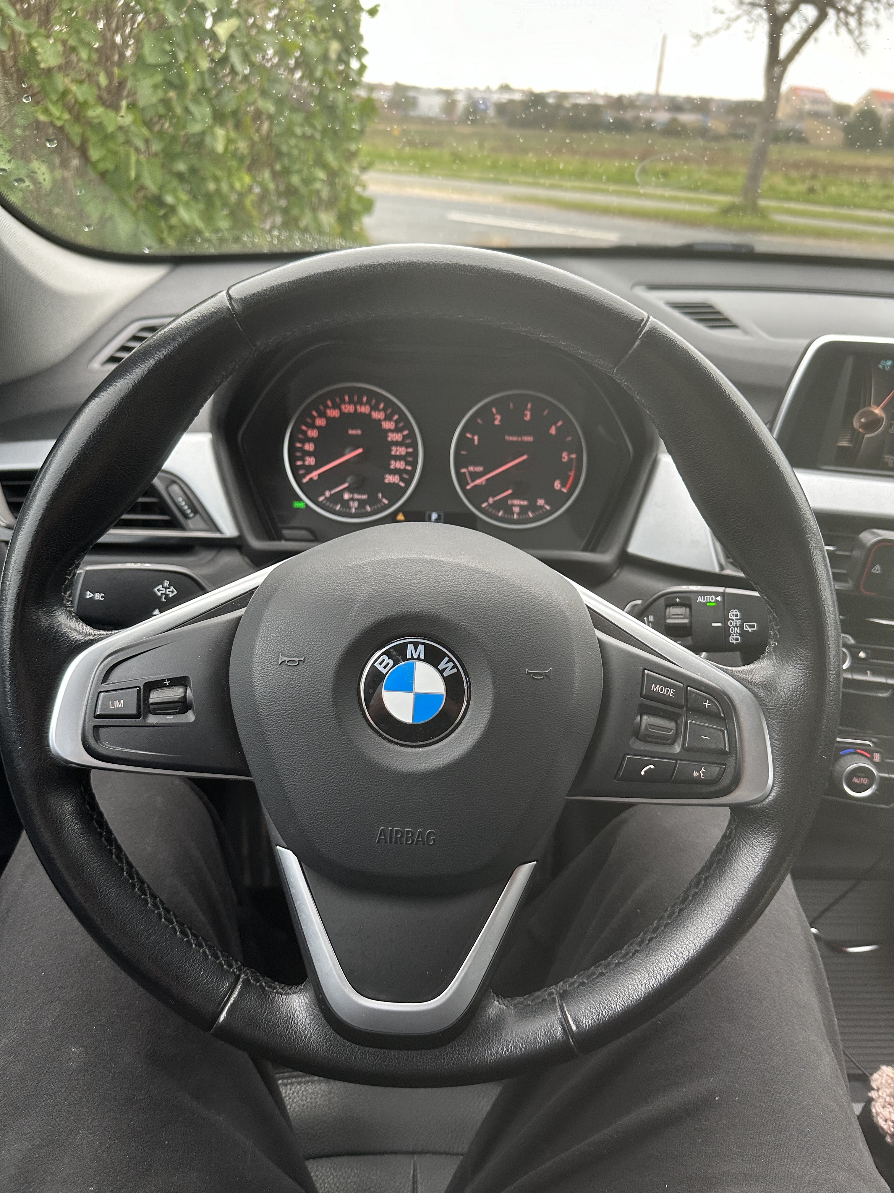 BMW X1 2,0 18d SUV sDrive Steptronic