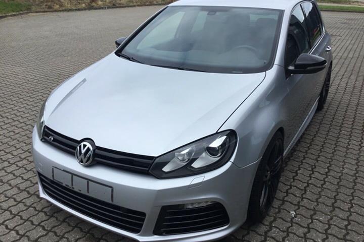 Sølv VW Golf VI fra 2010