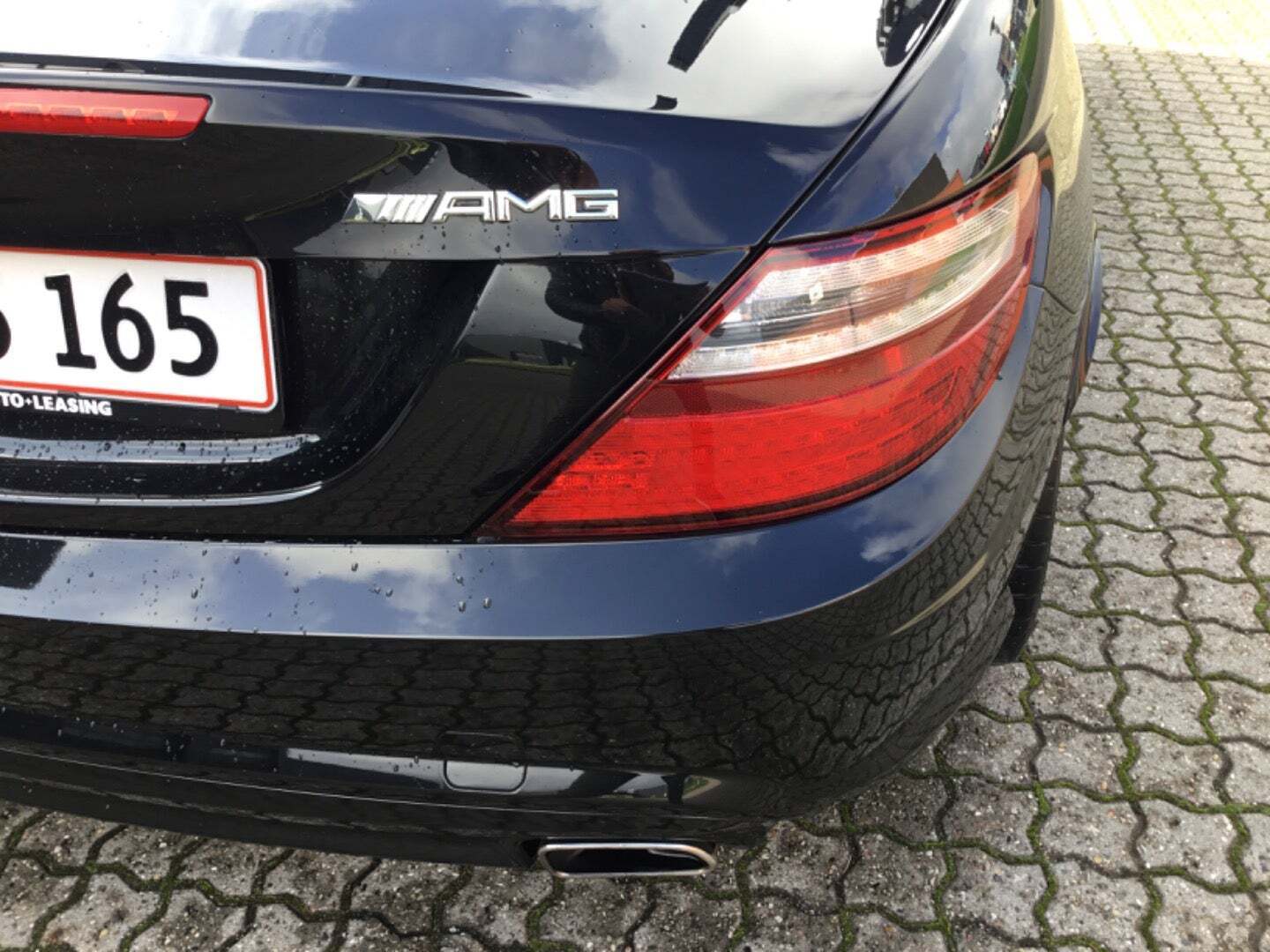 Sort Mercedes SLK250 fra 2012