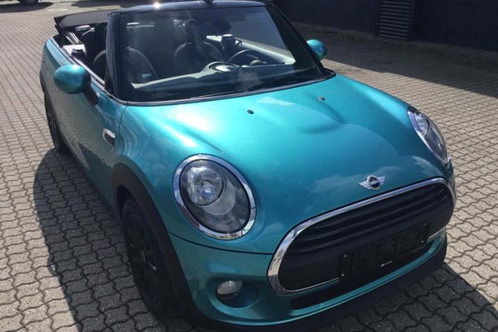 Turquoise Mini Cooper fra 2017