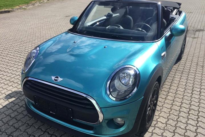 Turquoise Mini Cooper fra 2017