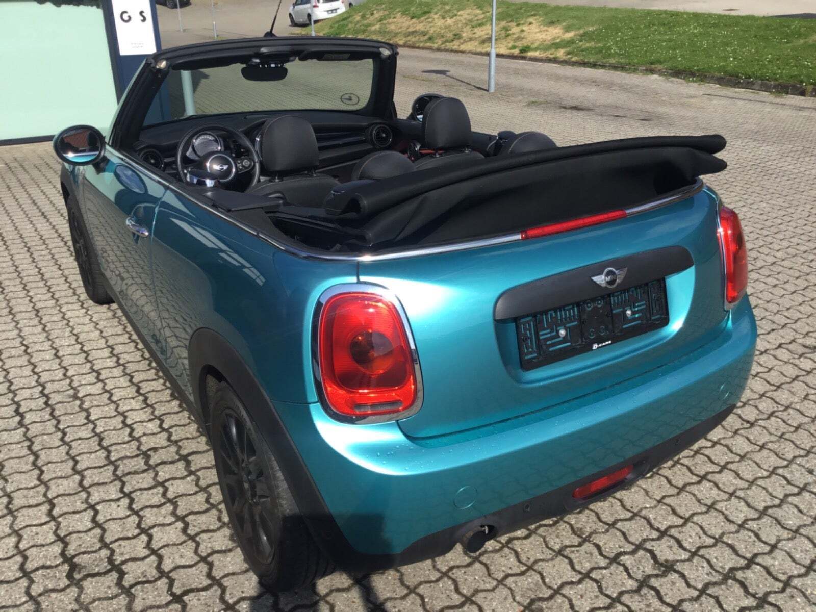 Turquoise Mini Cooper fra 2017